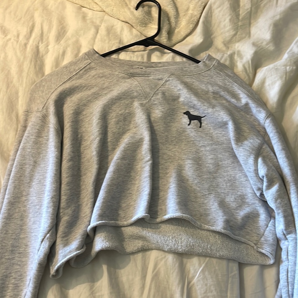 Pink crop top long sleeve